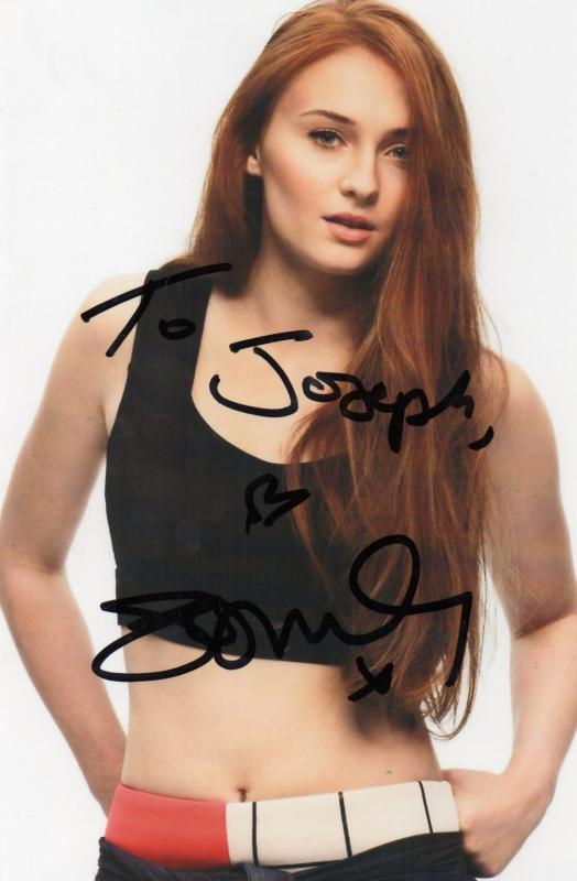 Sophie Turner Autograph082.jpg